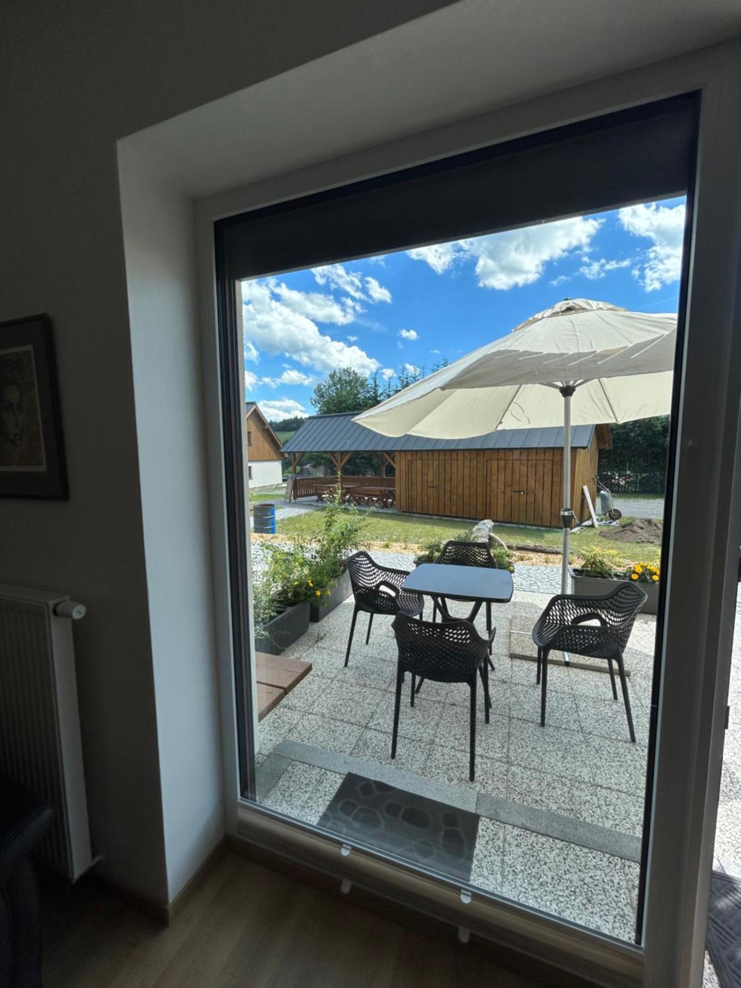 Apartman Se Slunnou Teraskou V Kasperkach Kasperske Hory Exterior foto